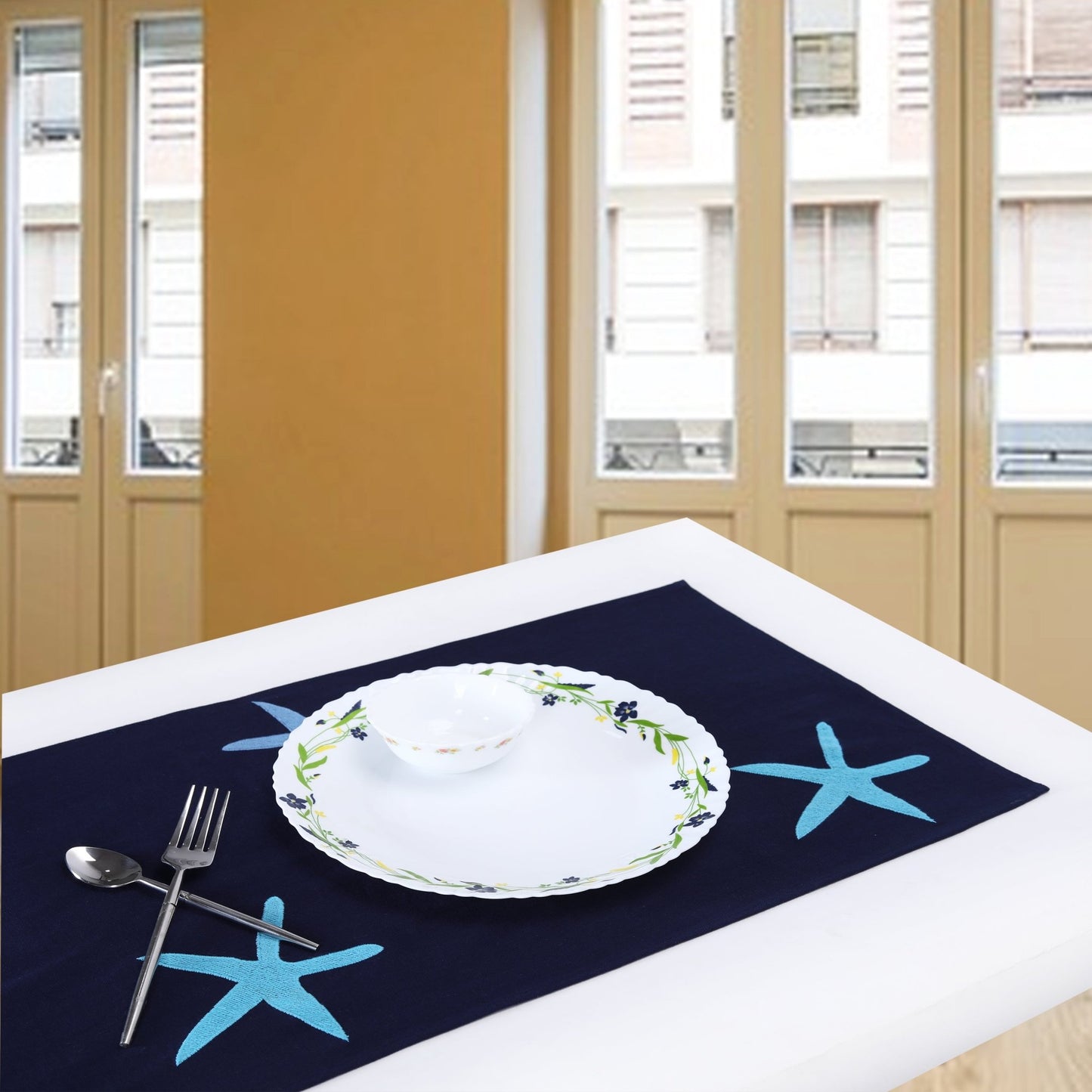 SACRAMENTO table - runner light blue/navy 35x170cm (14x67") - HomeDukaan