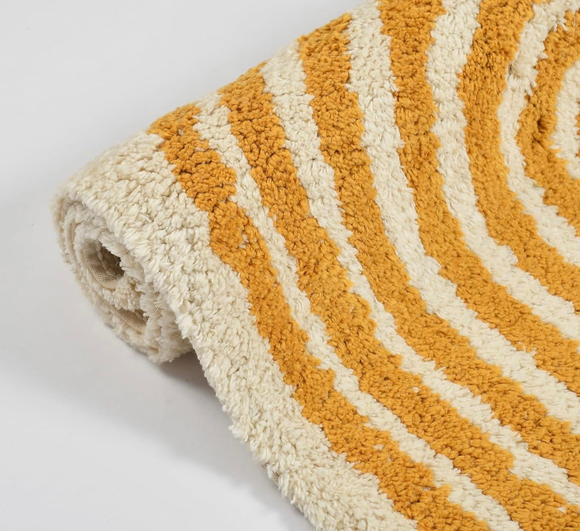Rising sun floor mat