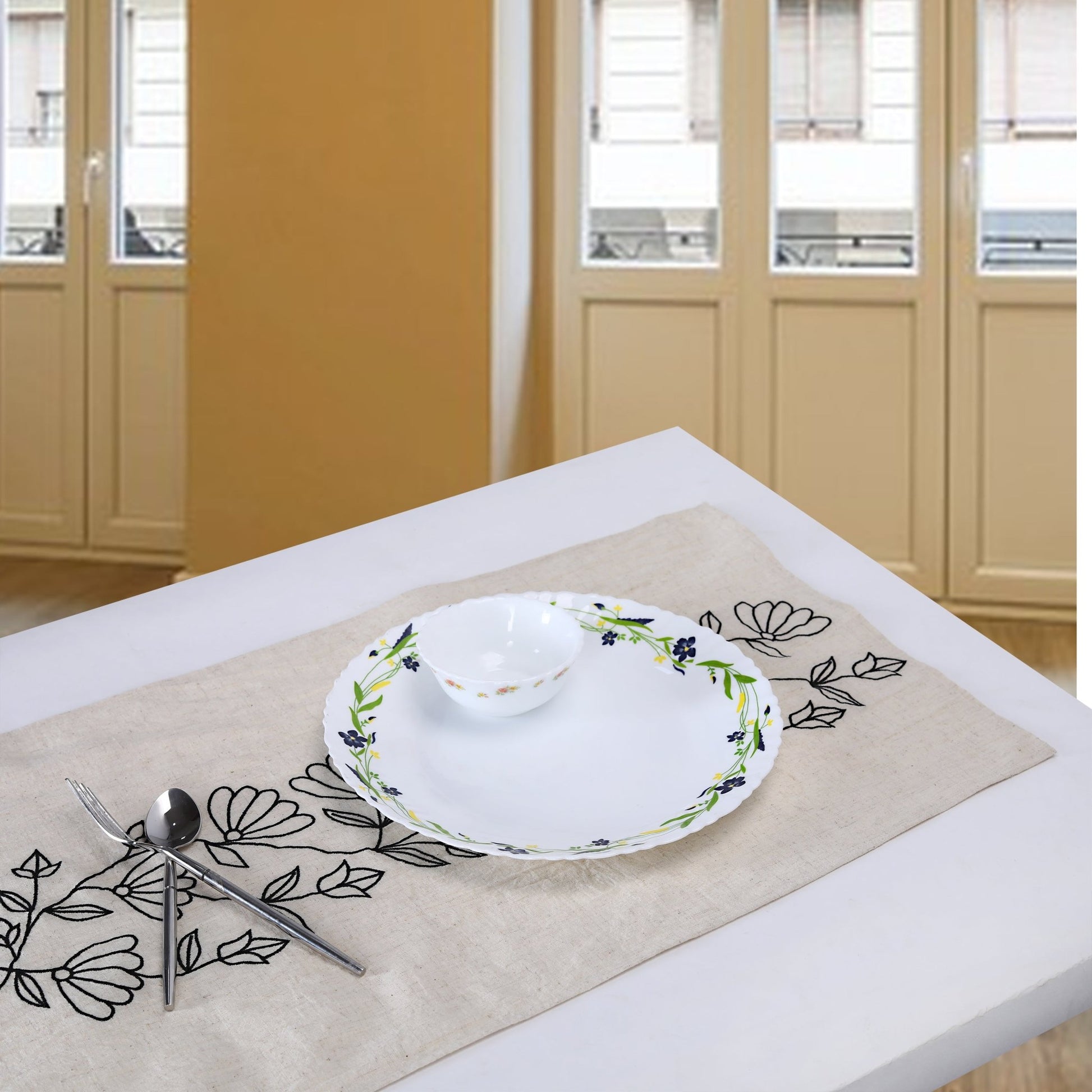 MEDELLIN table - runner black/white 35x170cm (14x67") - HomeDukaan